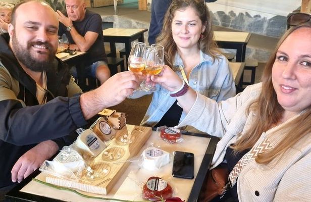 Tenerife: Artisan Cheese Farm Tour with Chesse Tasting & Wine