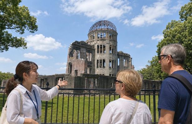 Hiroshima Peace Memorial & Miyajima Private Car Tour