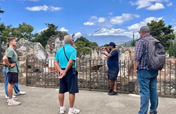 Antigua: History, Stories & Local Insights