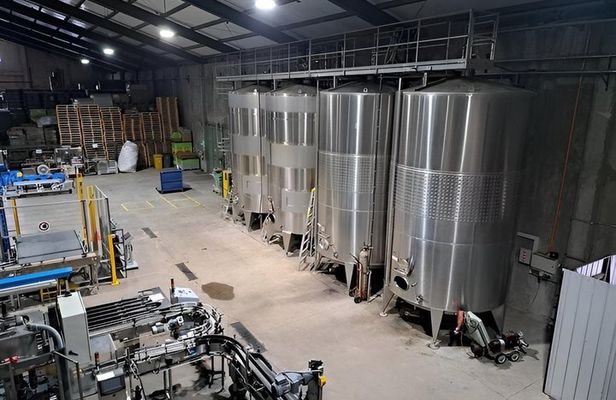 Private Wine Tour, Lunch & Take-Home Wine – All Included