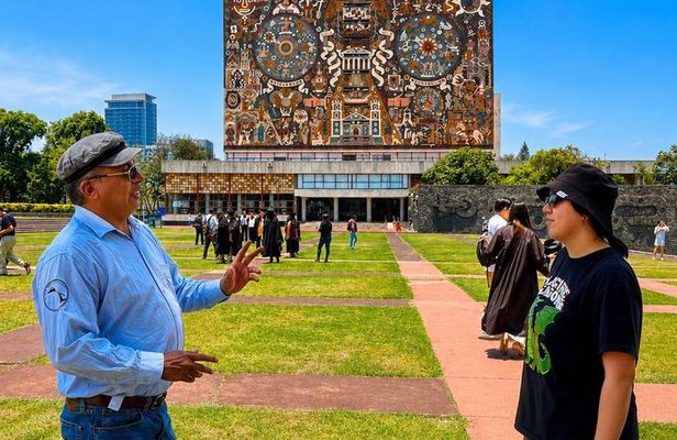Explore the Architecture and Murals of UNAM