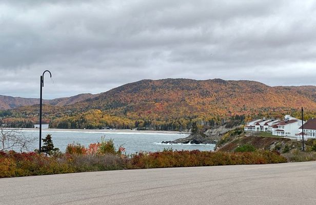 Cabot Trail, Ingonish Sceneic Small Group Tour Cape Breton Island