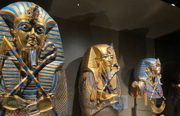 Private Guided Tour of Giza Pyramids and Grand Egyptian Museum