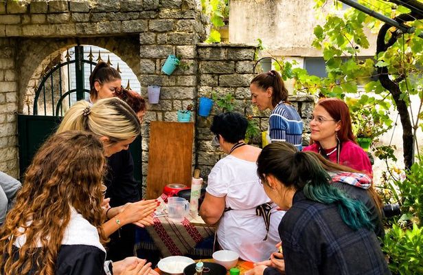 Vegetarian cooking class in Gjirokastër