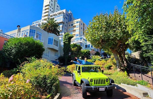 San Francisco Private Jeep Tour for Two – Golden Gate Bridge/City