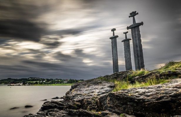 Stavanger: Private Viking History Tour with Pickup