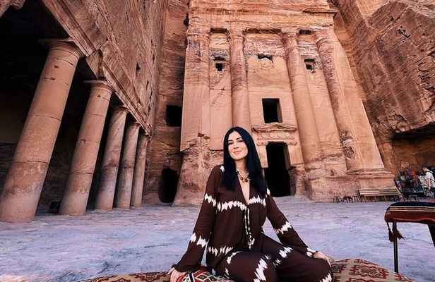 2 Day Petra Wadi Rum Pink Lake Salt Beach Dead Sea Private Tour
