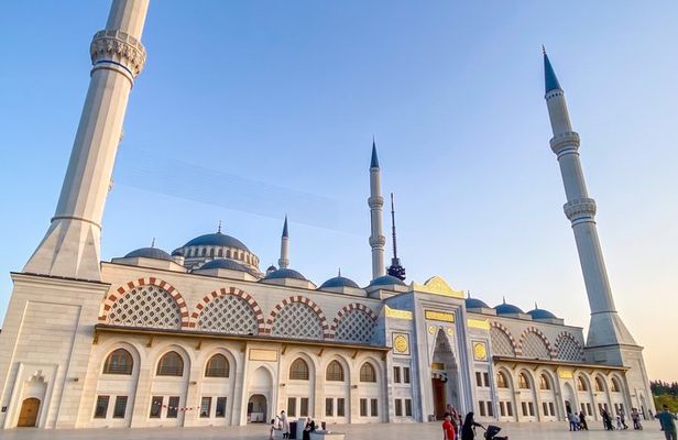 Istanbul Asia & Europe Tour with Bosphorus Cruise and Cable Car