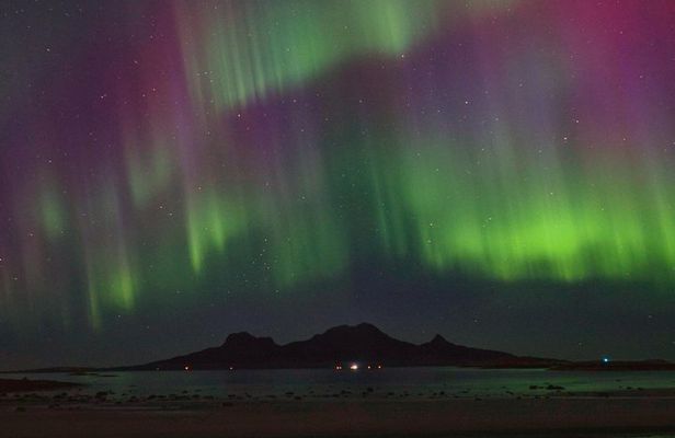 Aurora Moments Guided Northern Lights Tour in Bodø
