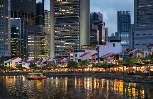 Singapore Civic District Walking Tour