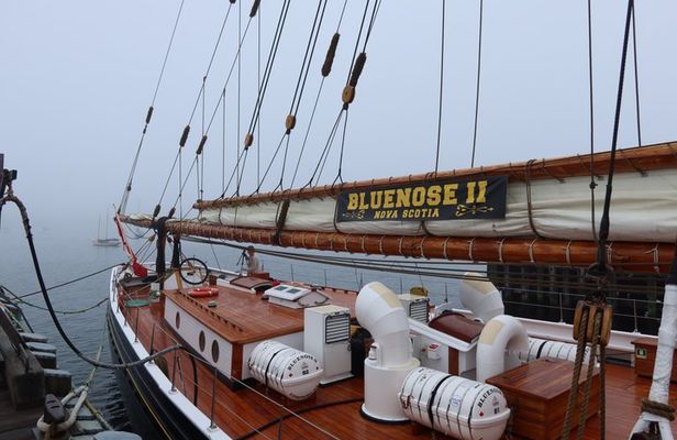 Peggy’s cove and Lunenburg heritage tour