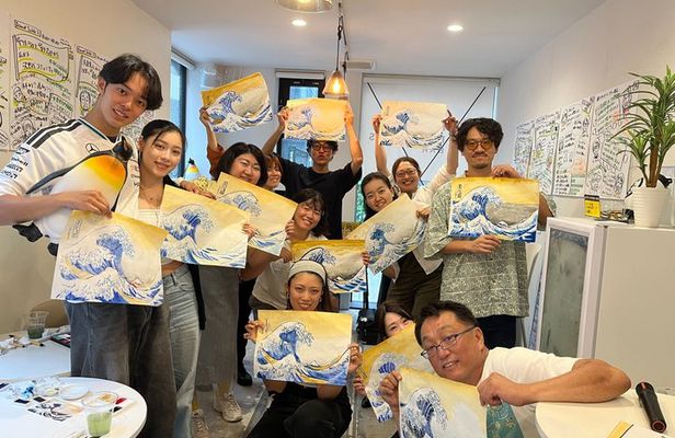 Tokyo Hokusai Art Workshop in Kagurazaka with Drink