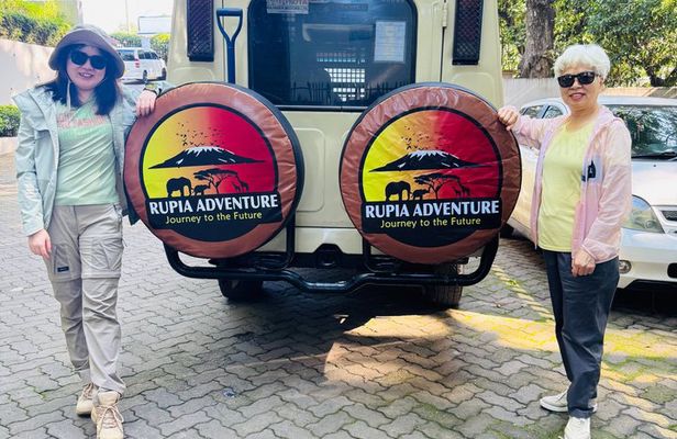 2 Days Tanzania Safari - Lake Manyara and Tarangire National Park