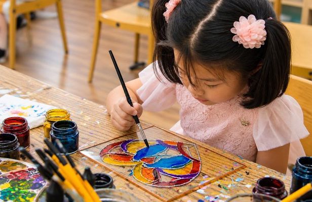 Stained Glass Painting Workshop in a Stylish Antalya Atelier