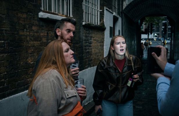 Jack the Ripper Walking Tour with Historic Pub Stops