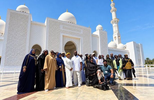 Half Day Sheikh Zayed Grand Mosque Private Tour from Dubai