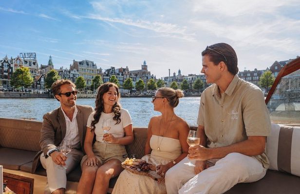 Amsterdam 1H Premium Canal Cruise with Snacks and Optional Drinks