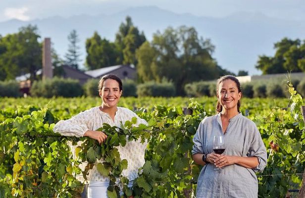 Bodega Lagarde Wine Tasting Experience