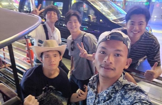 Private Tuk-Tuk Tour with Driver in Phnom Penh