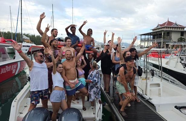 St Anne Marine Park Glass Bottom Boat Tour with BBQ