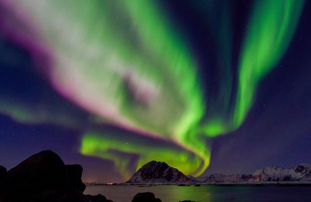 Lofoten Northern Lights Small Group Tour