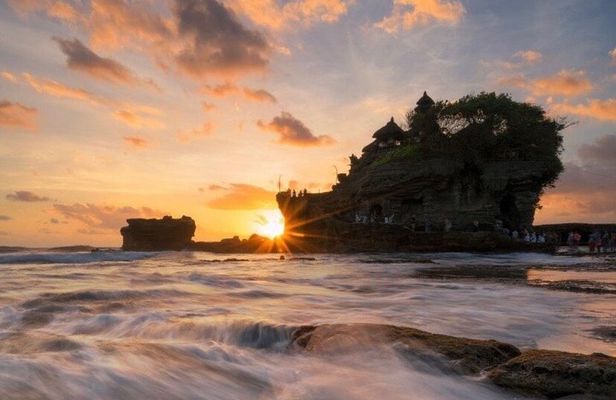 From Royal Temple to Ocean Sunset