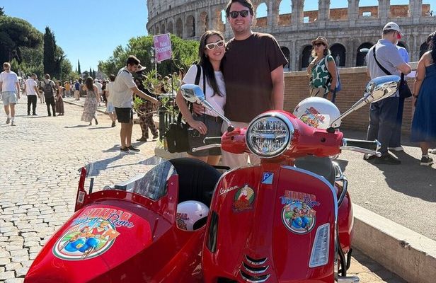 Italian Breakfast & Private Vespa Sidecar Tour with Trevi Tickets