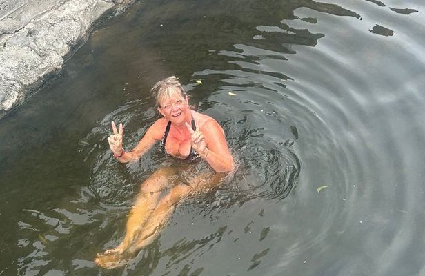 Nevis Hot Springs And Beach Time