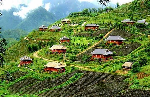 Sapa half Day Trekking Ta Phin Village and Red Dao Herbal Bath