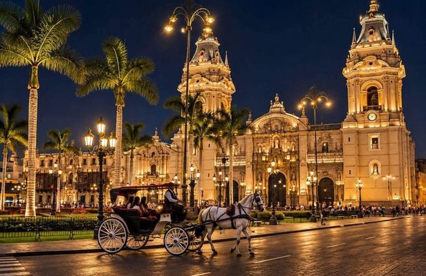 Lima: Private tour of Plaza Mayor and San Francisco Catacombs