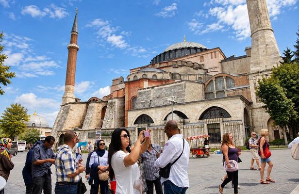 Hagia Sophia, Balat Bosphorus cruise Blue Mosque Pierre Loti Hill