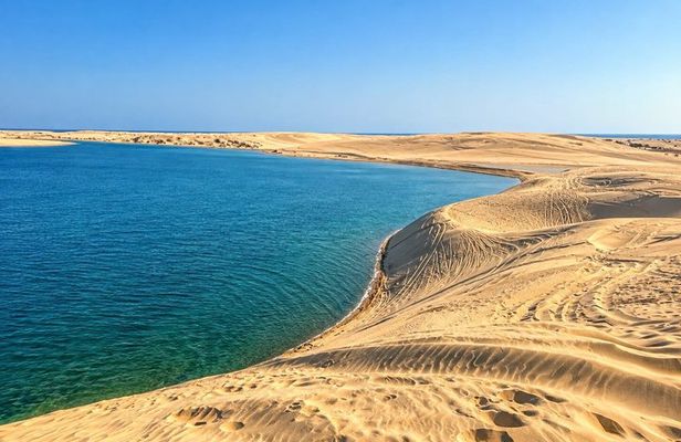 Doha: Sunset Desert Safari and Inland Sea