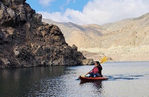 Puclaro Reservoir Kayak Experience