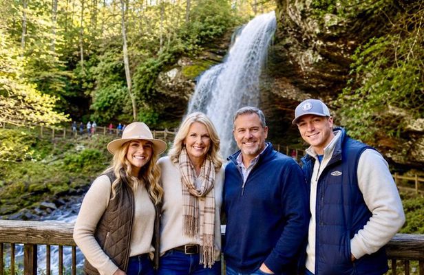 Carolina Waterfalls and Highlands Private VIP Boutique Tour