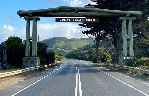 Great Ocean Road Reverse Express Private Tour (8 Hr)