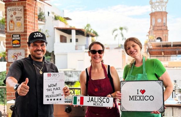 Puerto Vallarta Evening Cooking Class: Tacos, Margaritas &Churros