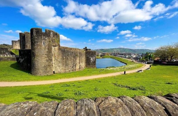 Private Day Tour South Wales Cliffs, Beaches & Castles