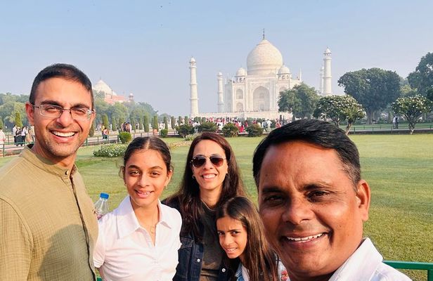 4-Day Private Golden Triangle India Tour: Delhi, Agra & Jaipur