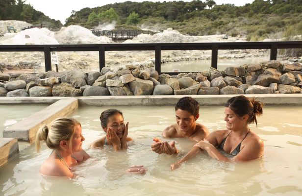 Full day pass to thermal spa "Hells Gate" in New Zealand